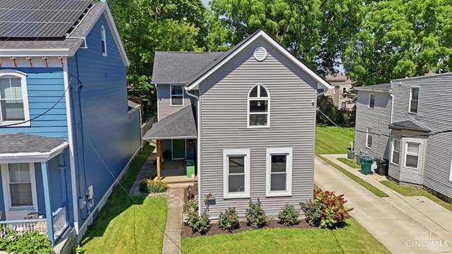 Building Photo - 2931 Cleinview Ave