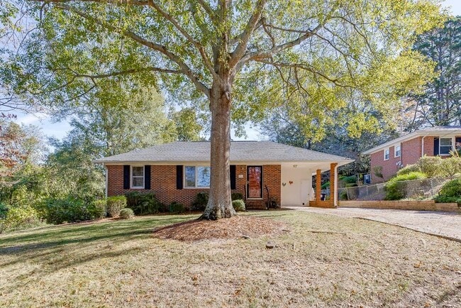 Photo - 1152 Piedmont Pl House