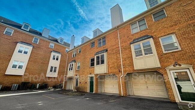 Building Photo - 519 W 20th St Rental