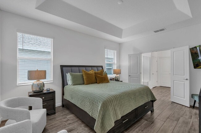 Photo - Modern 4BR Home in Davenport | Open Floor Plan | Granite Countertops