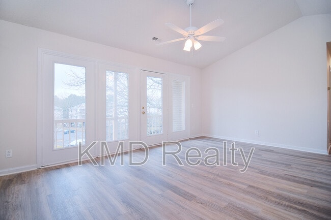 Photo - 6120 Meadow Rose Ln