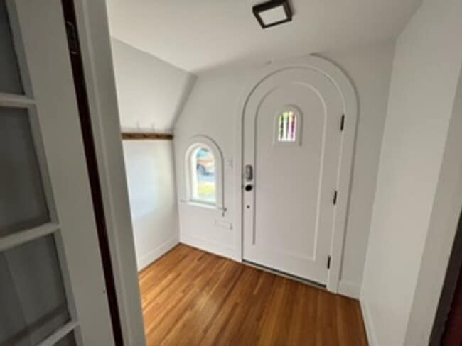 Photo - 117 S Jackson St