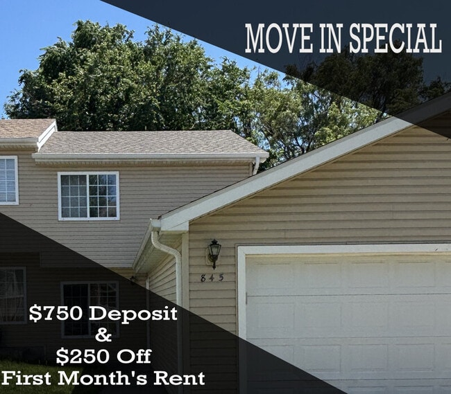 Building Photo - 845 Hanneman Dr Rental