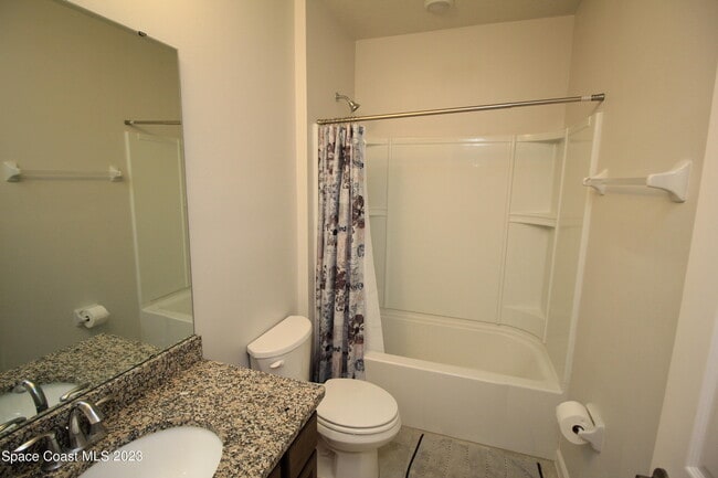 Photo - 2339 Bonnyton Ln NW