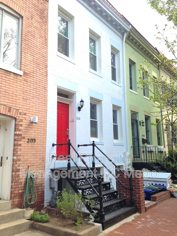 Building Photo - 2131 Newport Pl NW Unit #1
