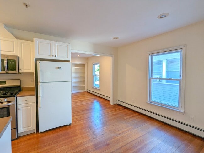 Photo - 7 Locke St Unit 1