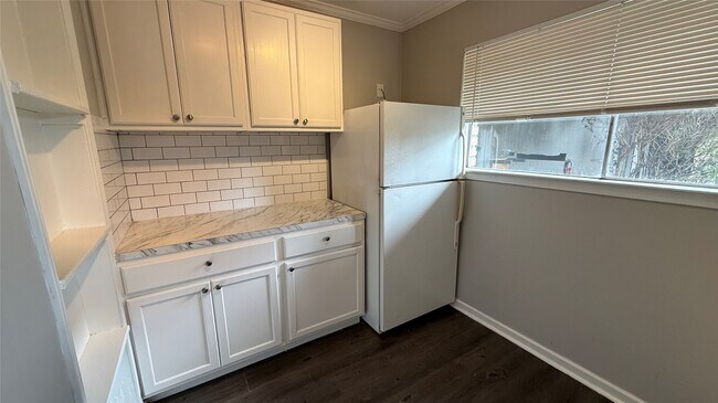 Photo - 1660 Richmond Ave. Unit 16