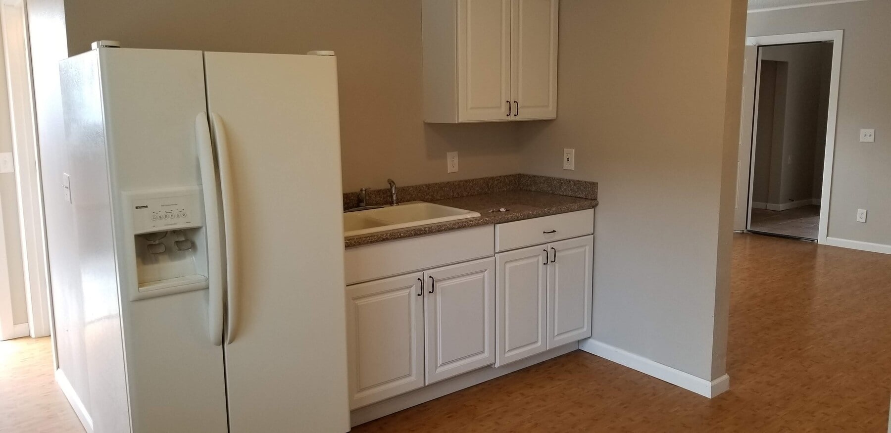 kitchen - 232 4th Avenue Northwest