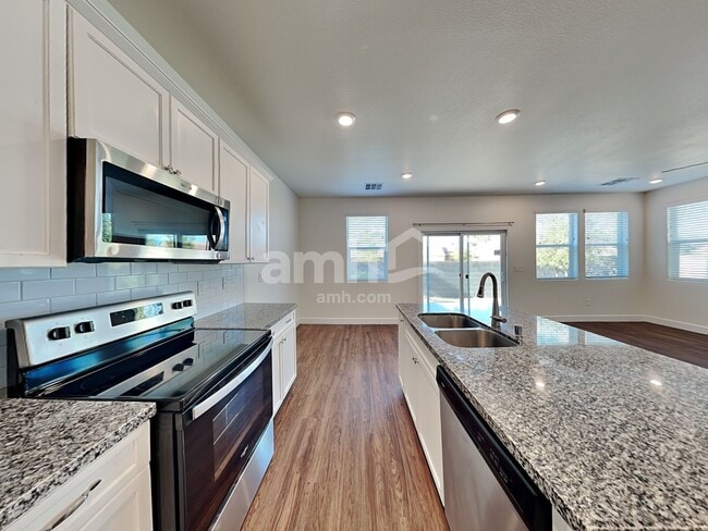 Photo - 1506 Garden Swing Ave