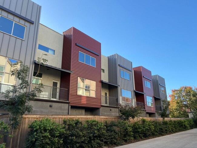 Photo - 0632 - The Boardwalk Townhomes