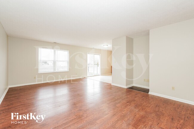 Photo - 3149 Monterey Dr