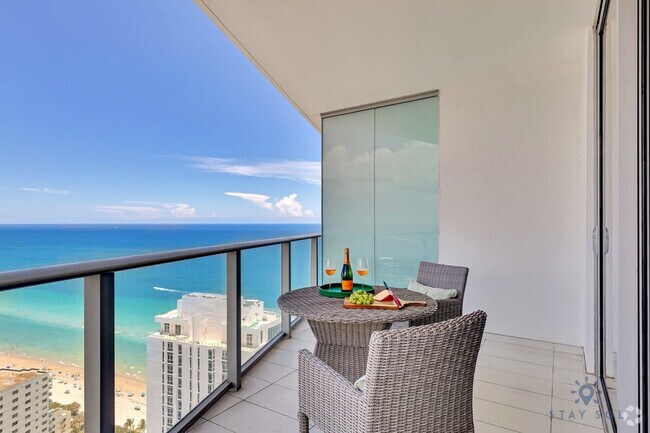 Building Photo - 4111 S Ocean Dr Unit ID1227316P Rental