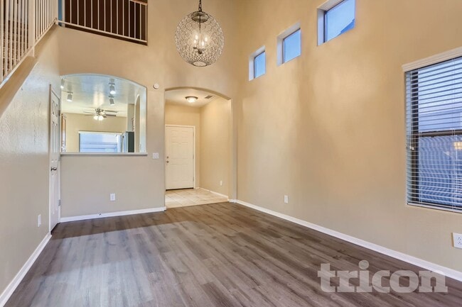 Photo - 44 S Greenfield Rd