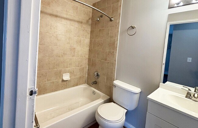 Photo - 550 Lowell Ave Unit 550-03