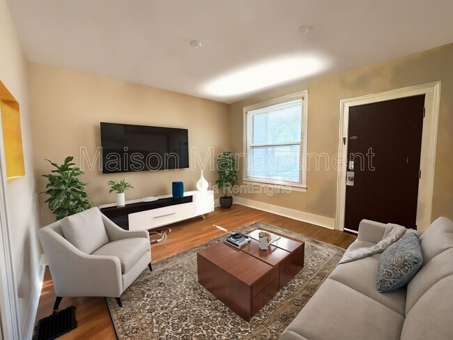 Photo - 279 S Goodman St