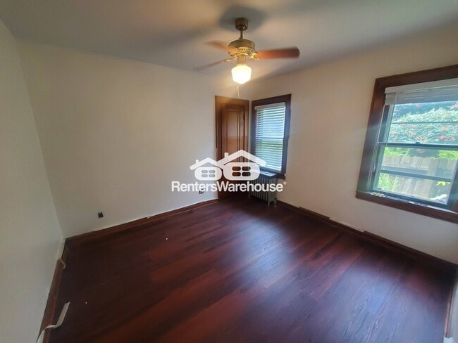 Photo - 502 W Oakland Ave