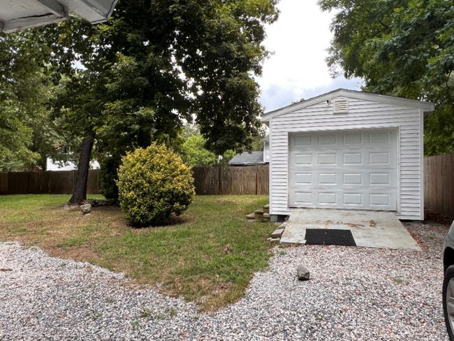 Photo - 10817 Crofton Rd
