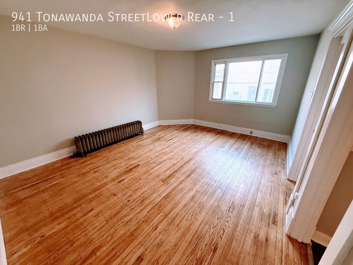 Photo - 941 Tonawanda St Unit 1