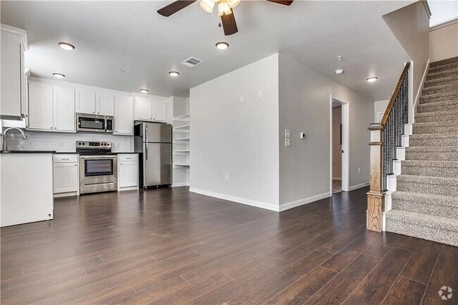 Building Photo - 801 N 3rd St Unit 205 Rental