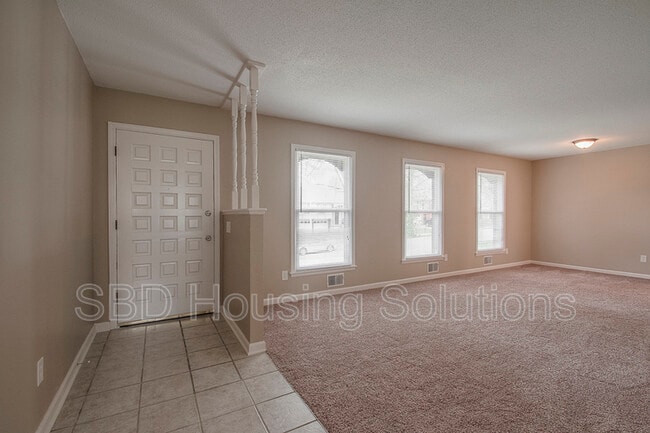 Photo - 9024 E 90 Terrace