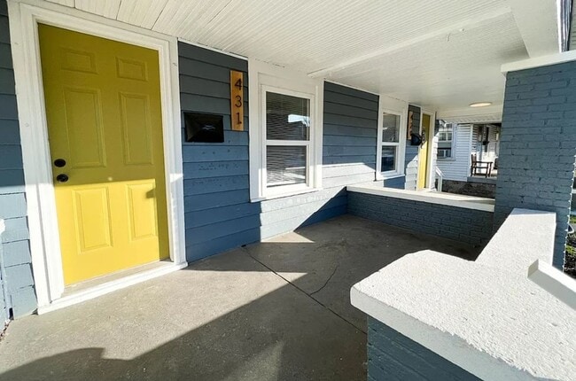 Building Photo - 429-31 North Colorado Avenue Unit 431