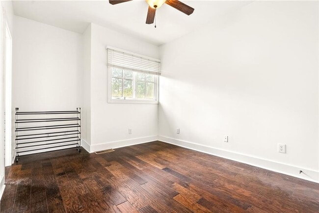 Photo - Cute 2BR unit at Creekside