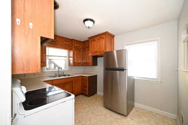 Photo - 1801 3rd St SW
