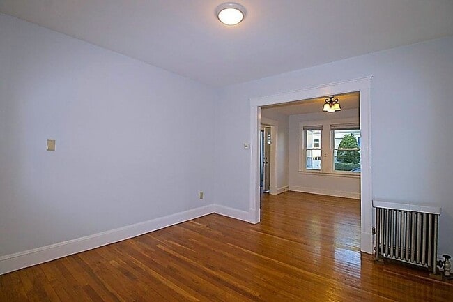 Photo - 28 Durso Ave