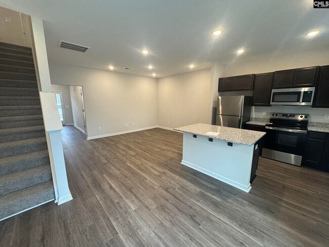 Photo - 125 Carr Ln