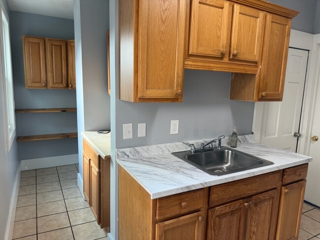 Photo - 163 Lamson St Unidad 1st flr