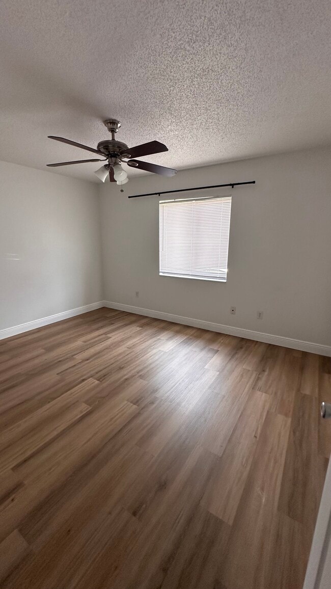 Photo - 2719 Hunt Club Ln