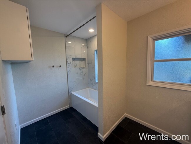 Photo - Cute 3 Bed/2 Bath Home Audubon area