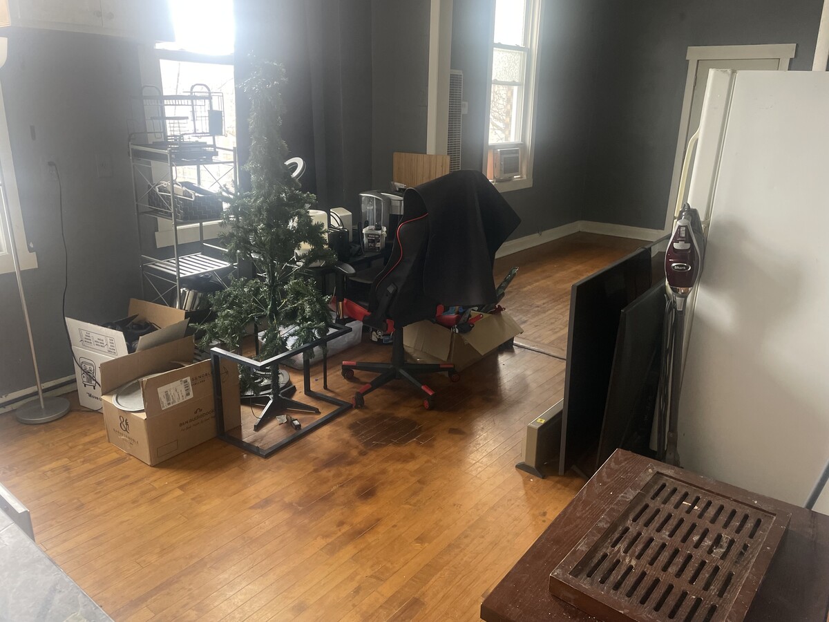 Photo - 224 W 31st St Unit 2R