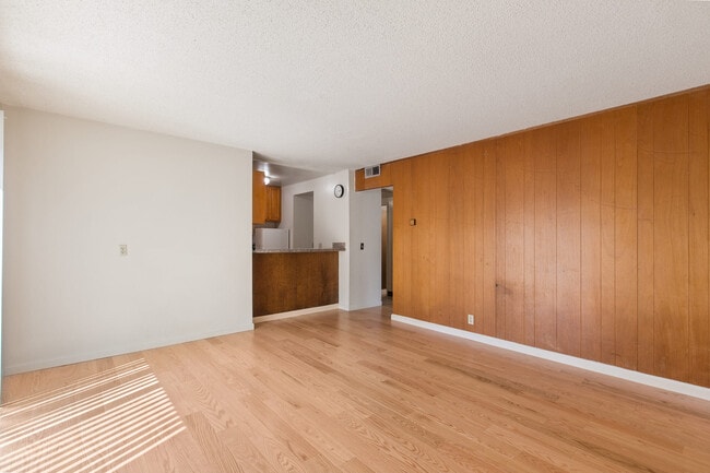 Photo - 2606 Benvenue Ave