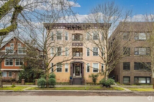Building Photo - 521 16th Ave E Unit 3 Rental