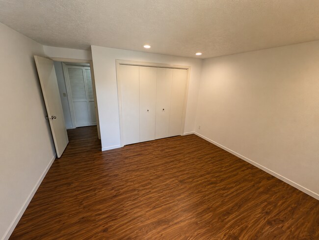 Downstairs bedroom - 6069 Fircrest St SE