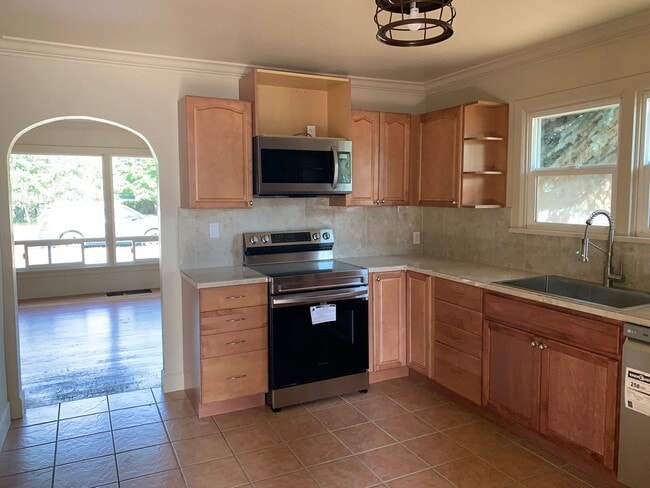 Photo - Westside gem! Located next to The Lot!