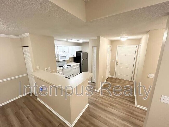 Photo - 50 Pebble Beach Cove Unidad Apt F211