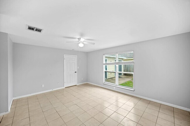 Photo - 6214 Gladewell Dr