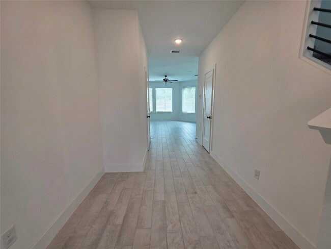 Photo - 18710 Colorado River Ln