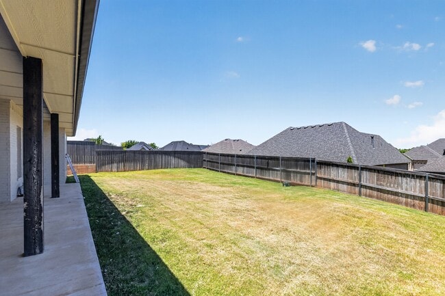 Photo - 709 Timber Trl