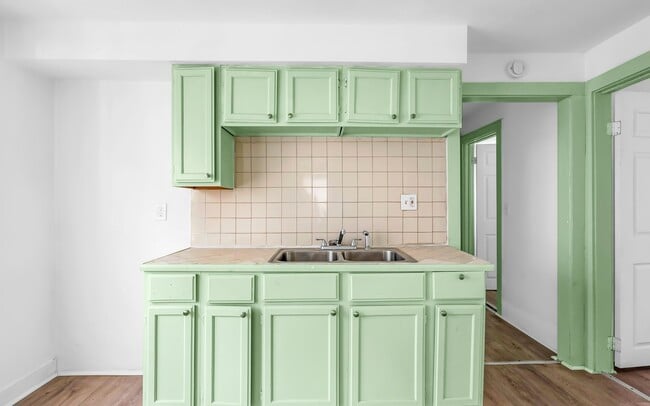 Photo - 509 E 143rd St