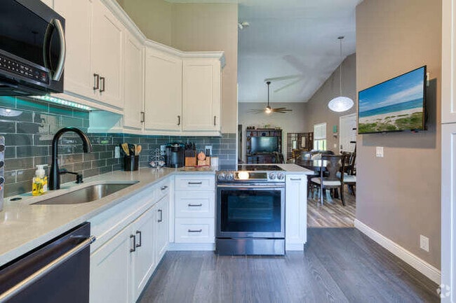 Building Photo - 3895 Island Club Cir W Rental