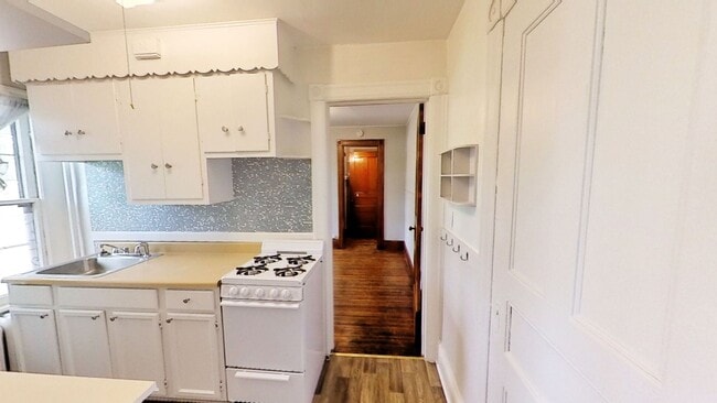 Photo - 583 Averill Ave Unidad Apartment 3