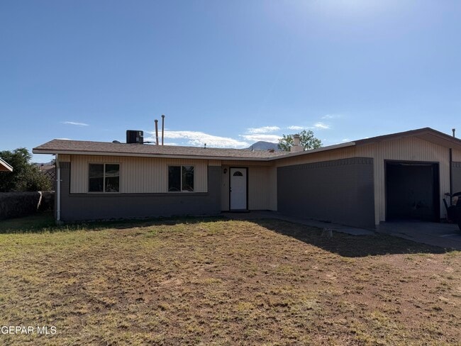 Building Photo - 10429 Persephone Dr