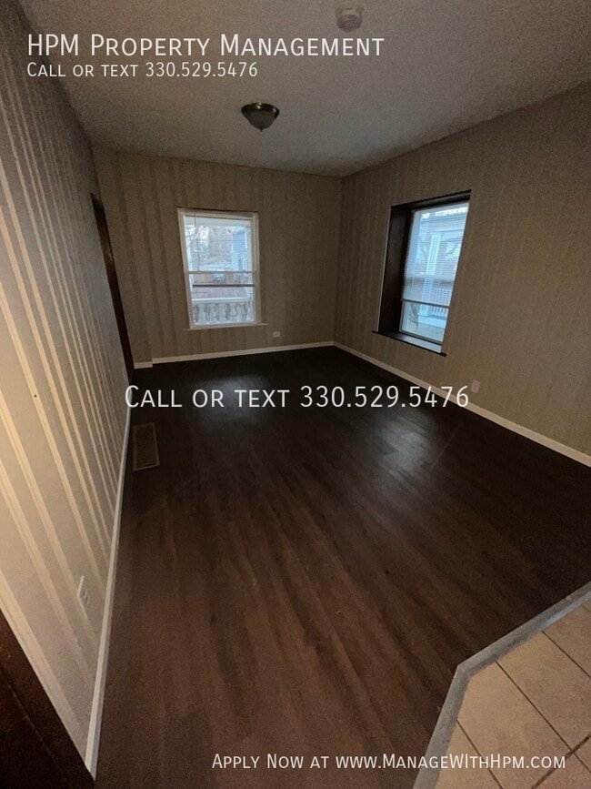 Photo - 34 Grand Ave Unit 3