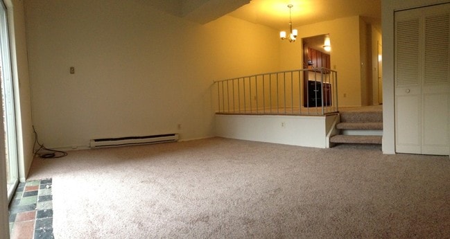 2 Bedroom Town Home