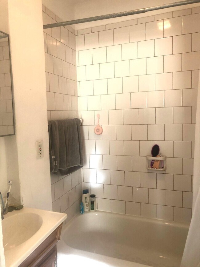 Photo - 75 Hancock St Unidad 4