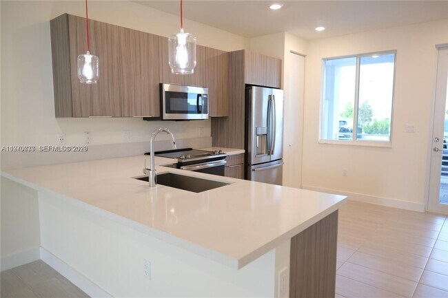 Photo - 6416 NW 102nd Ct Unit 104