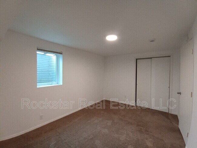 Photo - 222 E Crown Ave